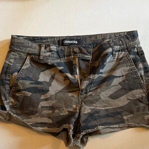 Express Camouflage Shorts 4